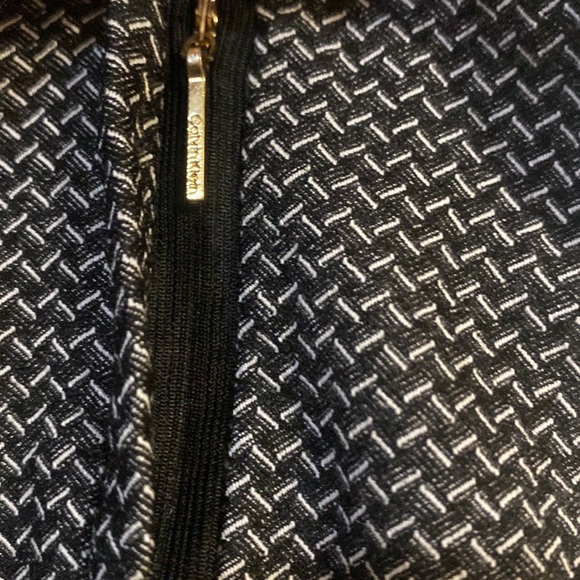 Calvin Klein Cropped pants - Picture 3 of 5